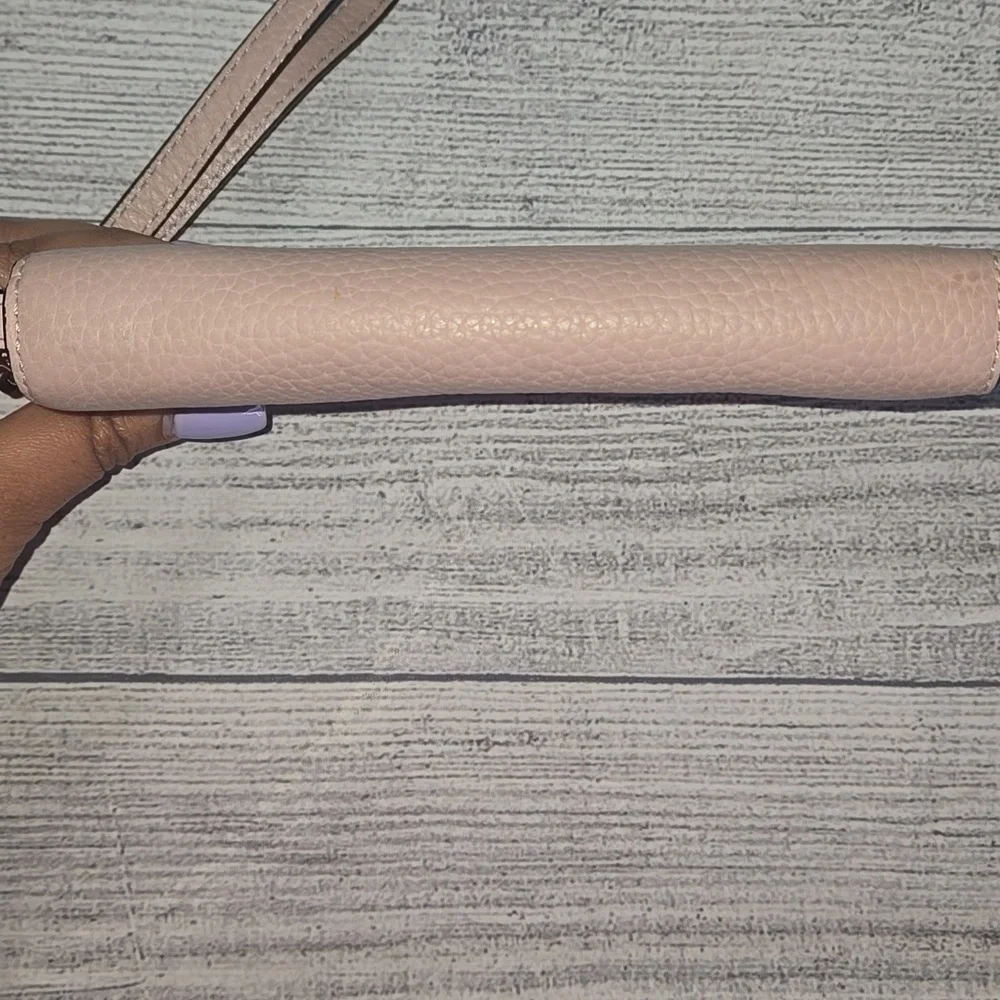 Michael Kors Pebbled Leather Smartphone Wristlet Light Pink/Gold